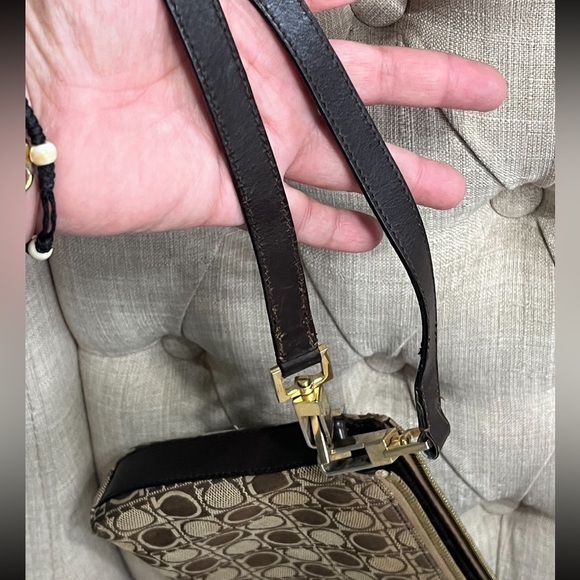 SALVATORE FERRAGAMO
Vintage Canvas Gancini Satchel wristlet Bag - Picture 6 of 10